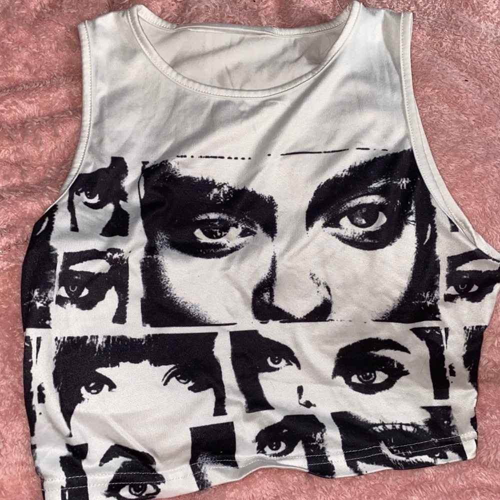 Printed Eyes Crop Top